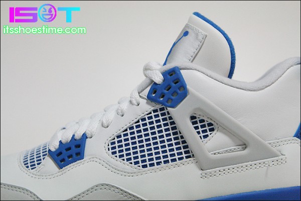 Air Jordan IV (4) 'Military Blue' - Detailed Images