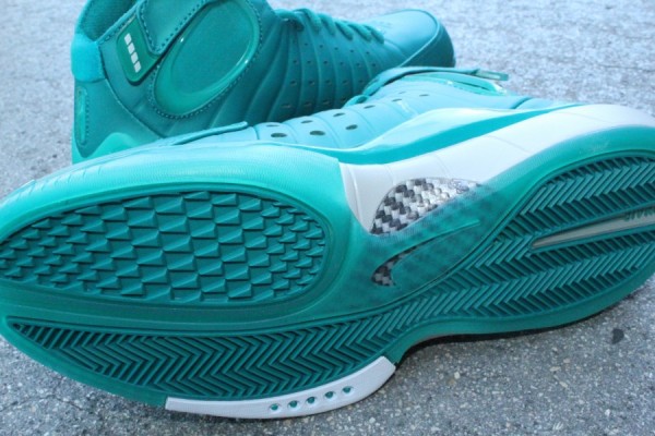 Nike Zoom Huarache 2K4 'Lush Teal/New Green' - Now Available