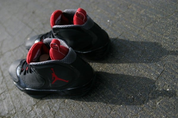 Release Reminder: Air Jordan 2012 A 'Black/Varsity Red-Anthracite'