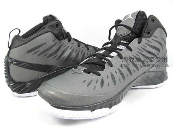 Jordan Super Fly 'Black/White-Anthracite'