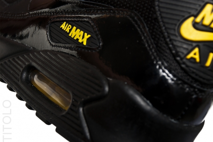 Nike Air Max 90 ‘Black/Golden Sash’