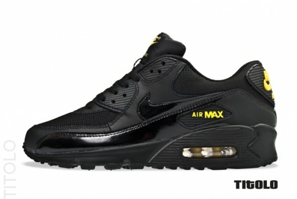 Nike Air Max 90 'Black/Golden Sash'