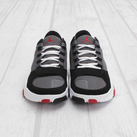 Jordan Trunner Dominate 'Black/Gym Red-Flint Grey'