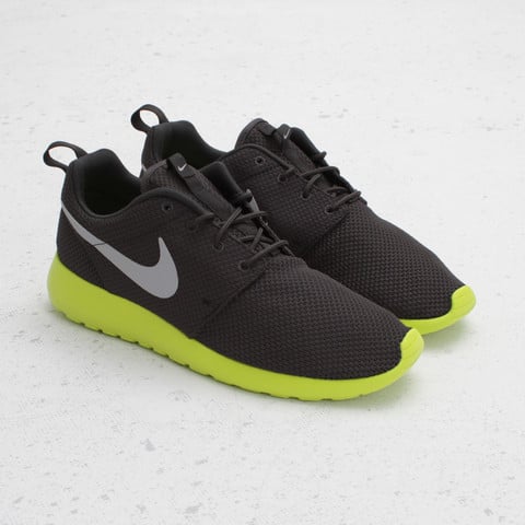Nike Roshe Run 'Anthracite/Cyber' - Now Available at Concepts