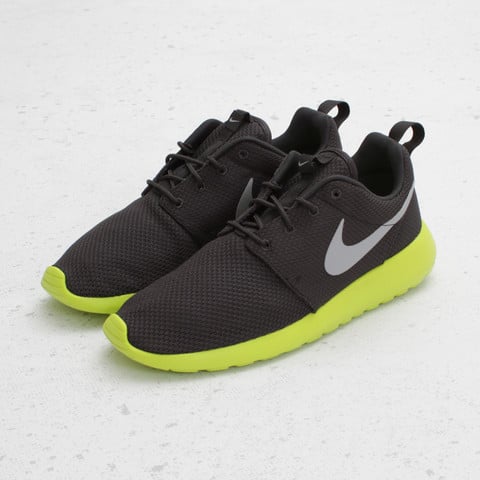 Nike Roshe Run 'Anthracite/Cyber' - Now Available at Concepts