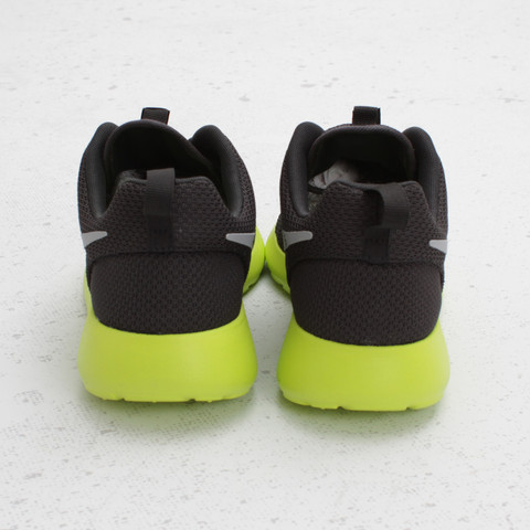 Nike Roshe Run 'Anthracite/Cyber' - Now Available at Concepts