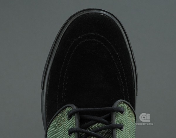 8FIVE2 x Nike SB Stefan Janoski - Now Available