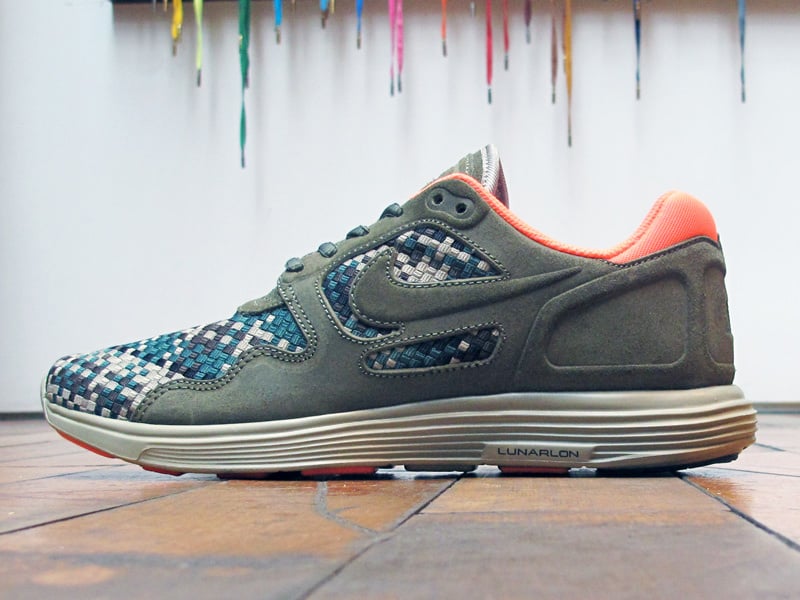 Release Reminder: Nike Lunar Flow Woven QS 'Medium Olive/Black-Bamboo'