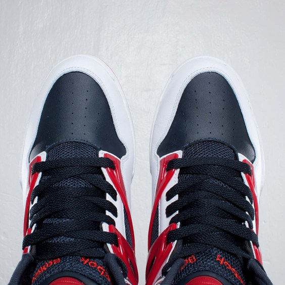 Reebok Pump Omni Lite 'Olympics' - Now Available