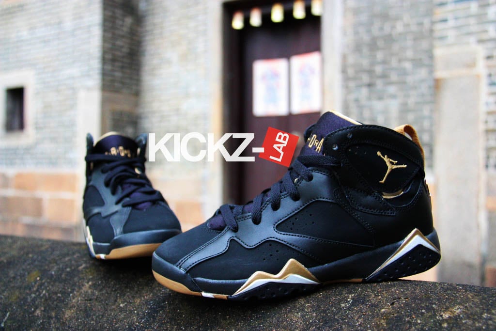 Air Jordan 7 'Golden Moments Pack' - More Images