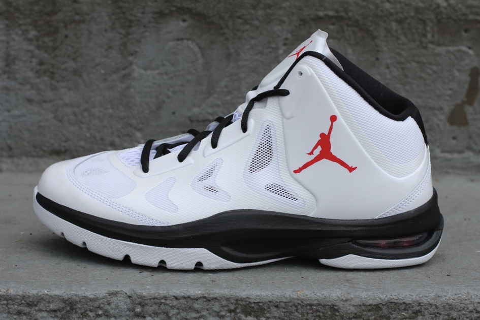 Jordan Play In These II 'White/Varsity Red-Black'