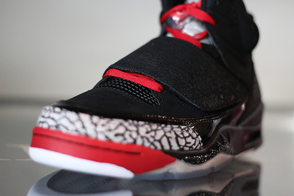 Jordan Son of Mars ‘Black/Varsity Red-Cement Grey-White’ - More Images