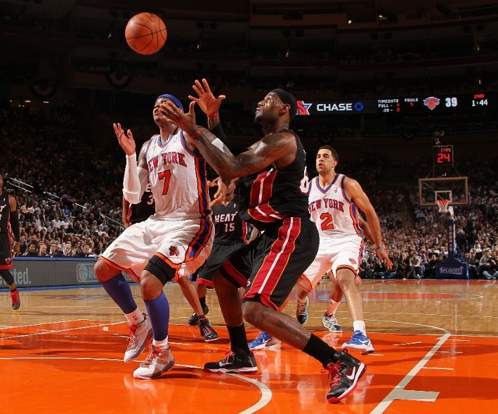 LeBron James Sports PE 'Away' Elite Signature for Game 3 at MSG