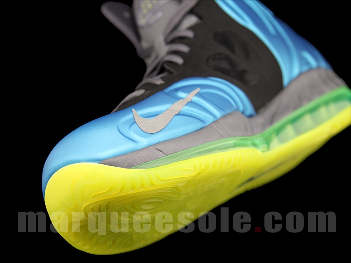 Nike Air Max Hyperposite 'Blue/Volt'