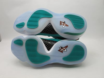 Nike Air Penny 5 'Dolphins' - New Images