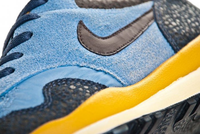 Nike Air Safari VNTG 'Work Blue/Black-Thunder Blue-Dark Gold'