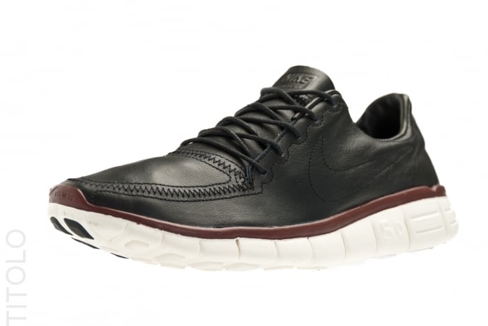 leather nike free