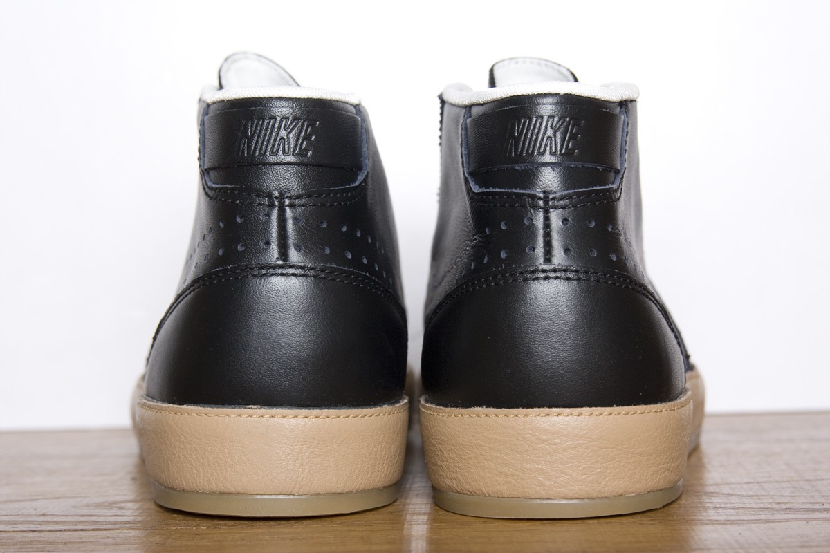 Nike Hachi Premium QS ‘Black/Black-Pale Shale-Sail’
