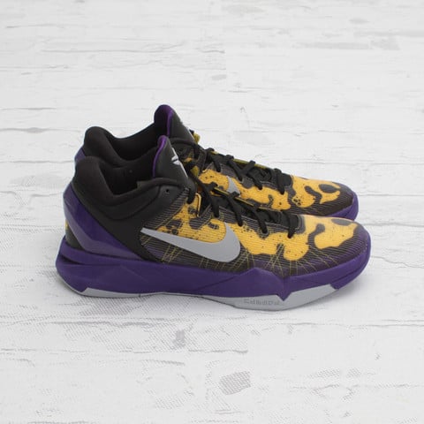 Nike Kobe 7 Poison Dart Frog 'Lakers' - One Last Look