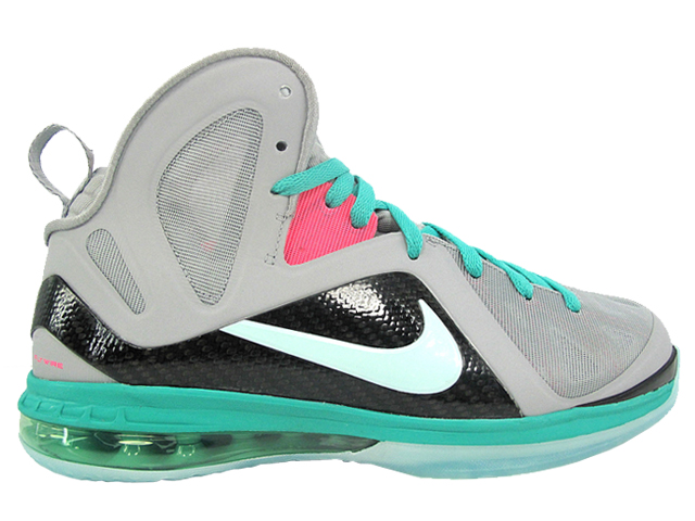 Nike LeBron 9 P.S. Elite 'South Beach' - Another Detailed Look