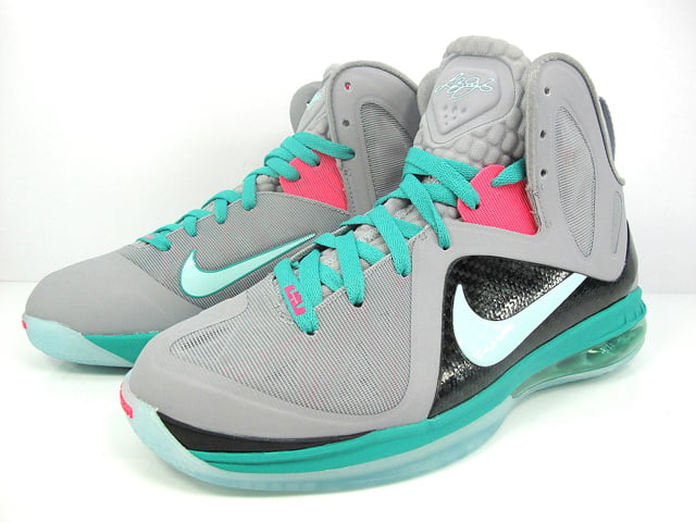 Nike LeBron 9 P.S. Elite 'South Beach' - Another Detailed Look