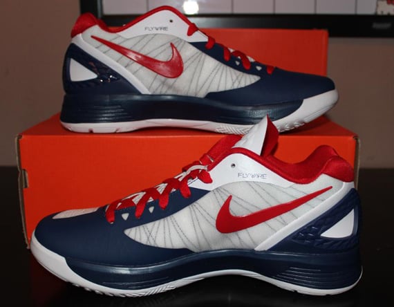 Nike Zoom Hyperdunk 2011 Low 'USA' Sample