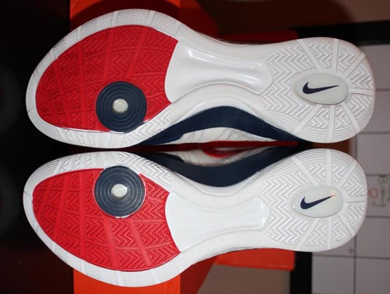 Nike Zoom Hyperdunk 2011 Low 'USA' Sample