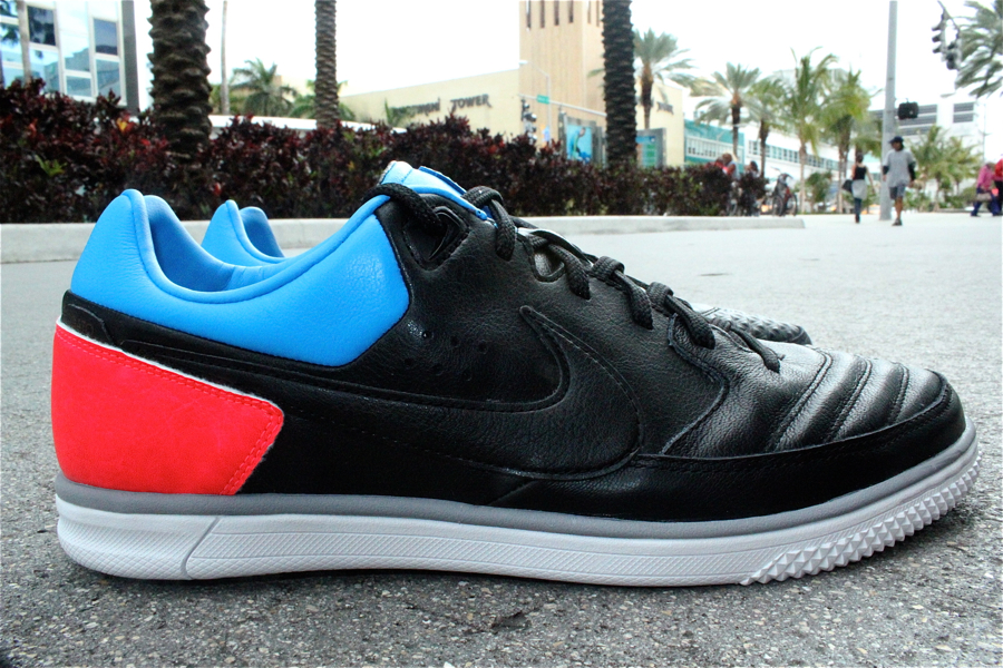 Nike5 StreetGato Black/Blue Glow-Solar Red