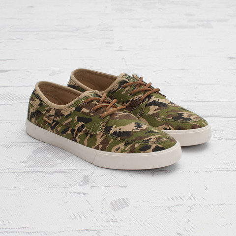 Release Reminder: Stussy x Converse Sea Star LS OX 'Camo' | SneakerFiles