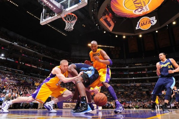 The Black Mamba Dons Play Strong Kobe 7 iD in Game 2