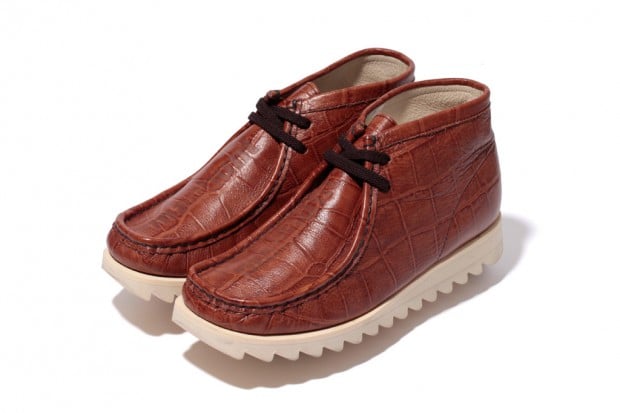 a-bathing-ape-crocodile-pattern-manhunt-boots