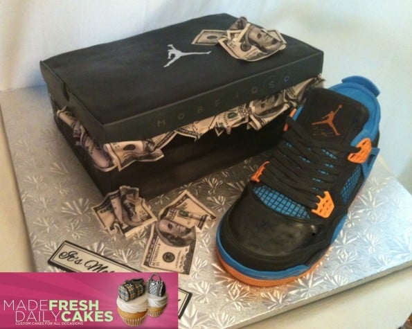 air-jordan-4-cavs-sneaker-cake-2