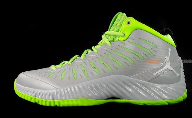 jordan-super-fly-grey-volt-1