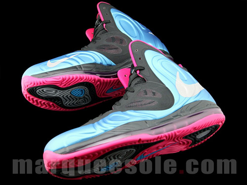 nike-air-max-hyperposite-blue-pink-4