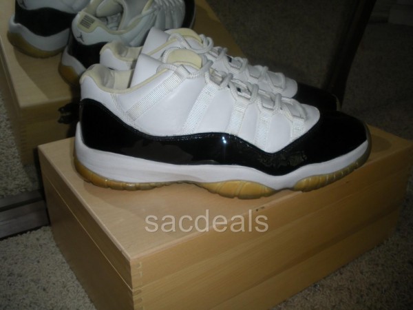 Air Jordan 11 Concord Low Original PE - Championship Parade