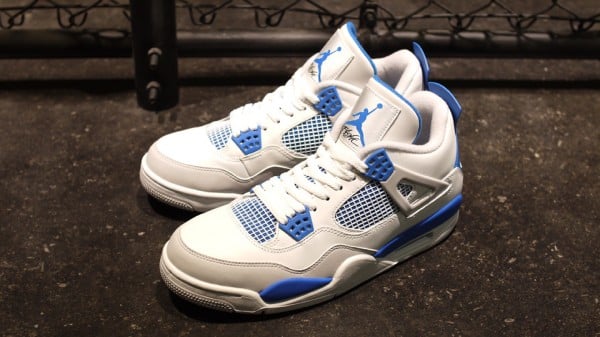 Air Jordan 4 'Military Blue' - New Images