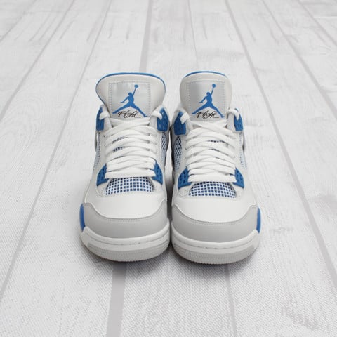 Air Jordan 4 'Military Blue' at Concepts