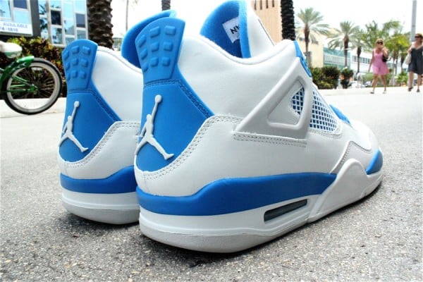 Air Jordan 4 'Military Blue' at Mr. R Sports