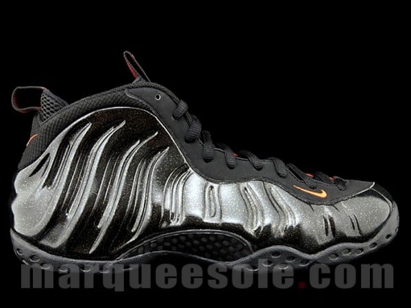 foamposite metallic black