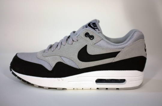 Nike Air Max 1 - Holiday 2012