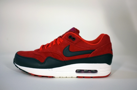 Nike Air Max 1 - Holiday 2012