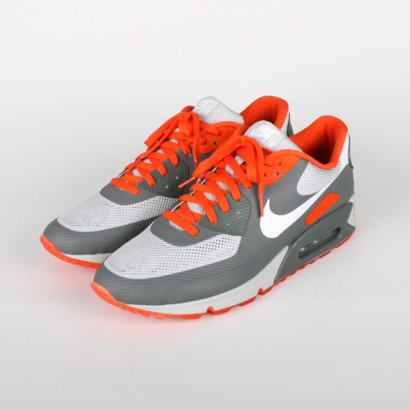 Nike Air Max 90 Hyperfuse 'Pigeon' from Staple Design | SneakerFiles