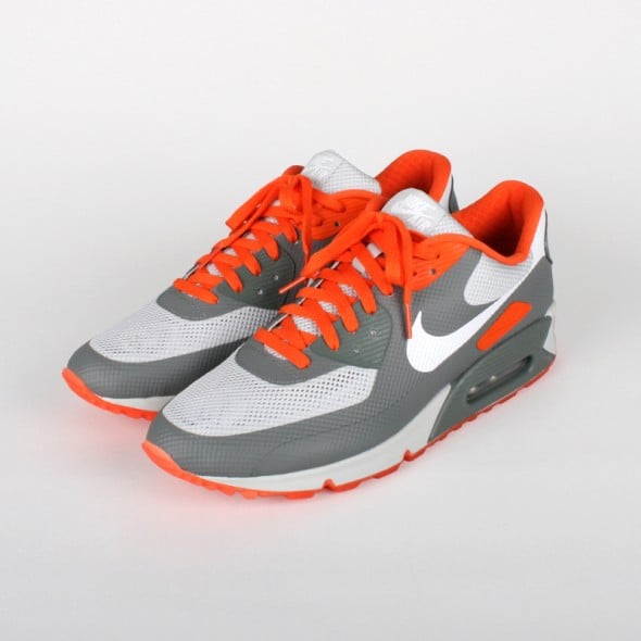 Nike Air Max 90 Hyperfuse 'Pigeon' from Staple Design