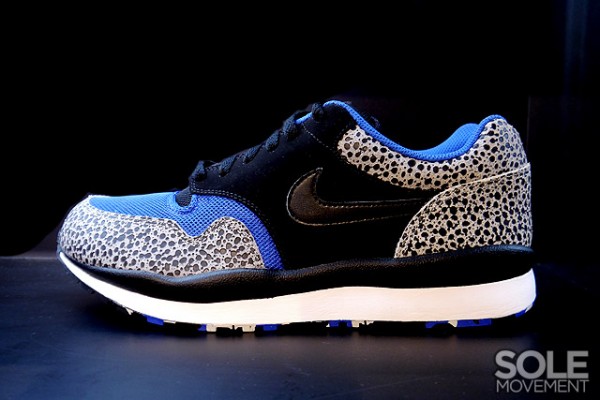 Nike Air Safari LE