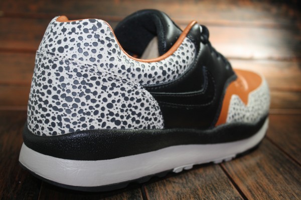 Nike Air Safari NRG QS - New Looks