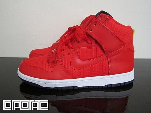 Nike Dunk High 'USA' at Corporate