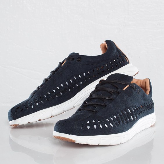 Nike Mayfly Woven NSW TZ ‘Black’ at SNS