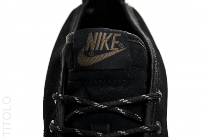 Nike Toki ND ‘Black/Black-Smoke-Granite’