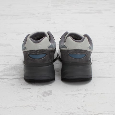 Ronnie Fieg x New Balance 999 'Steel Blue' at Concepts