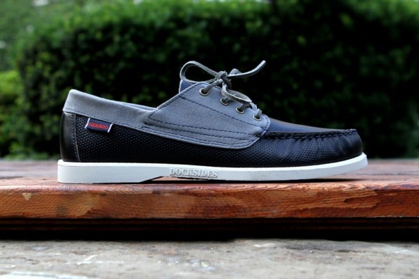 Ronnie Fieg x Sebago Vincent 'Navy' | SneakerFiles